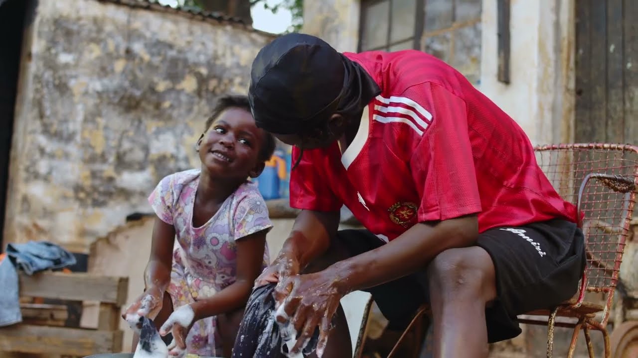 Mr Attention-Handi Nyore (Ga Ga 2 Minutes) Official Video
