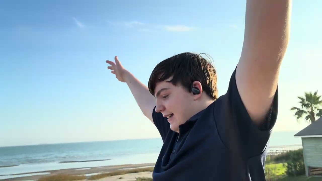 Hiking on sand dunes vlog with @Comraduis.1
