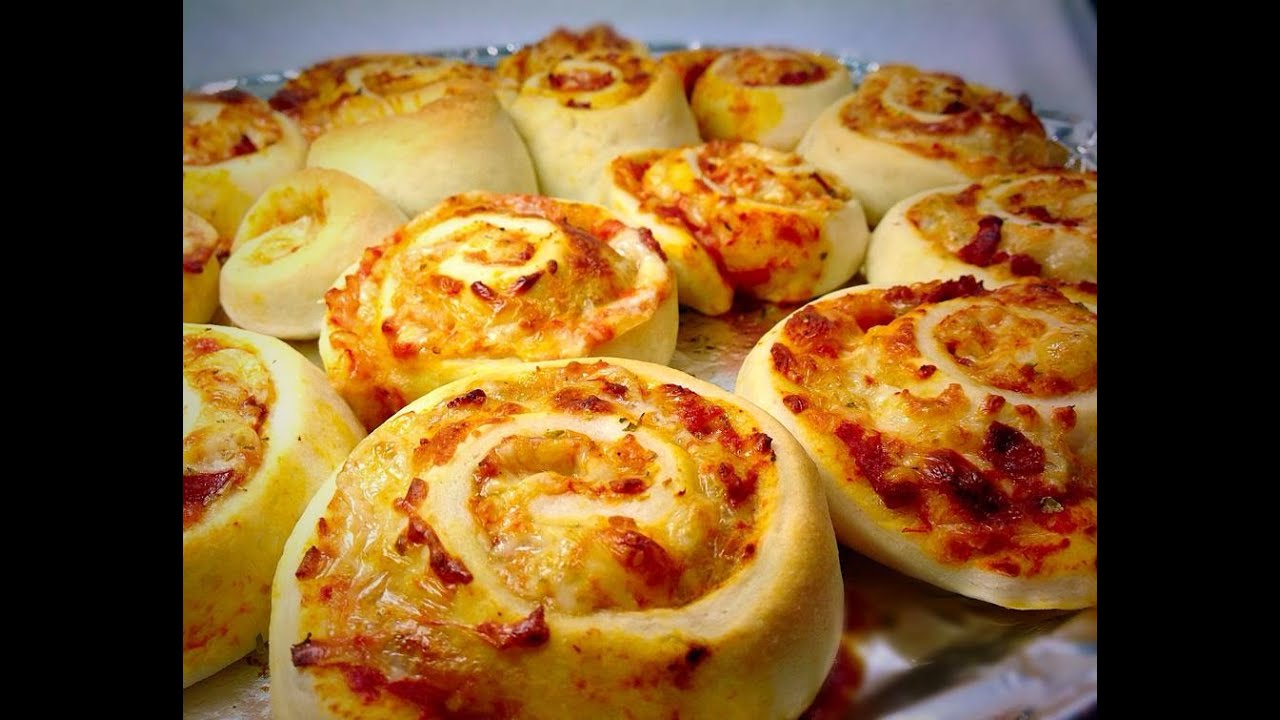 PIZZA BUNS RECIPE / PIZZA ROLLS by (HUMA IN THE KITCHEN)