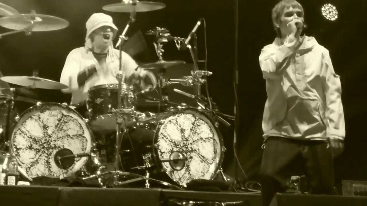 THE STONE ROSES - I AM THE RESURRECTION - FANTASTIC FOOTAGE - GLASGOW GREEN 15TH JUNE 2013