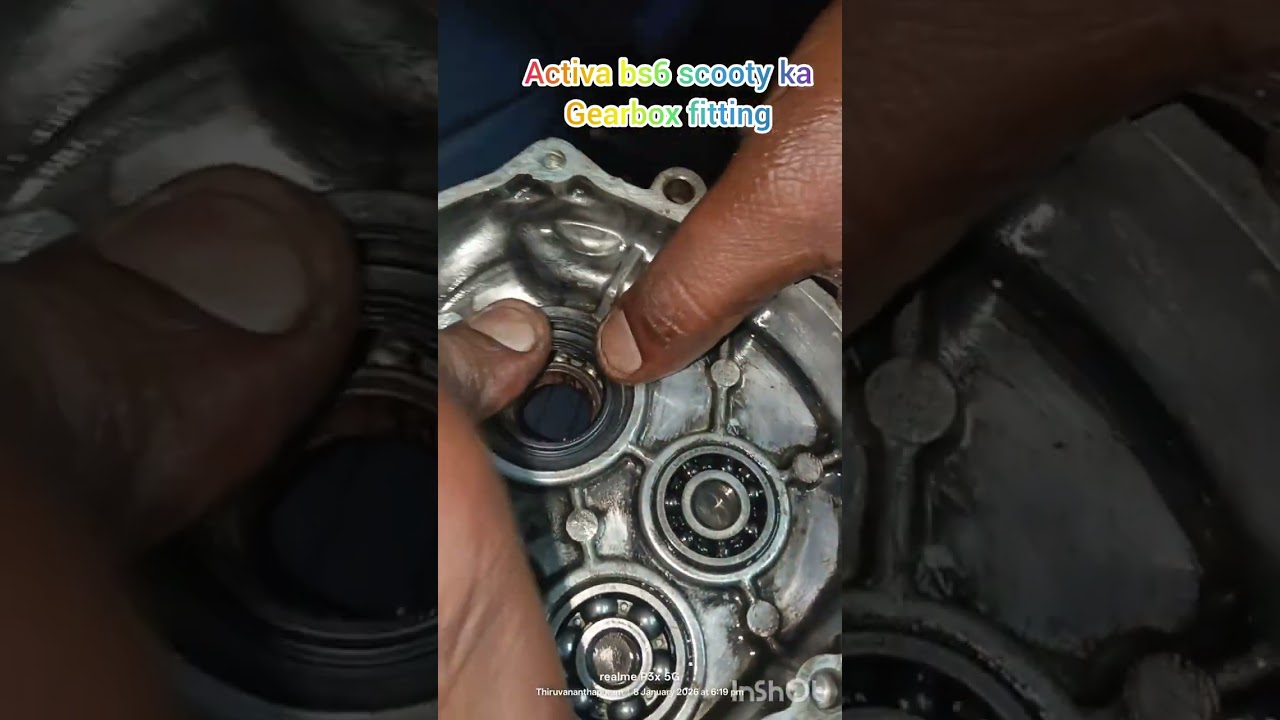 Activa bs6 scooty gear ⚙️ box fitting #automobile #mechanic #scooty #gearbox #activa6gbs6 #activa6g 