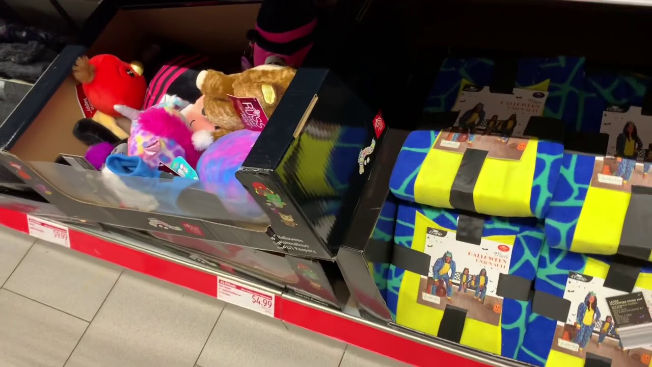 Walk the Aldi Aisle of Shame with Me