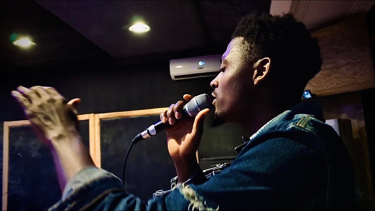 Tin wey you do for me - Ewald Music