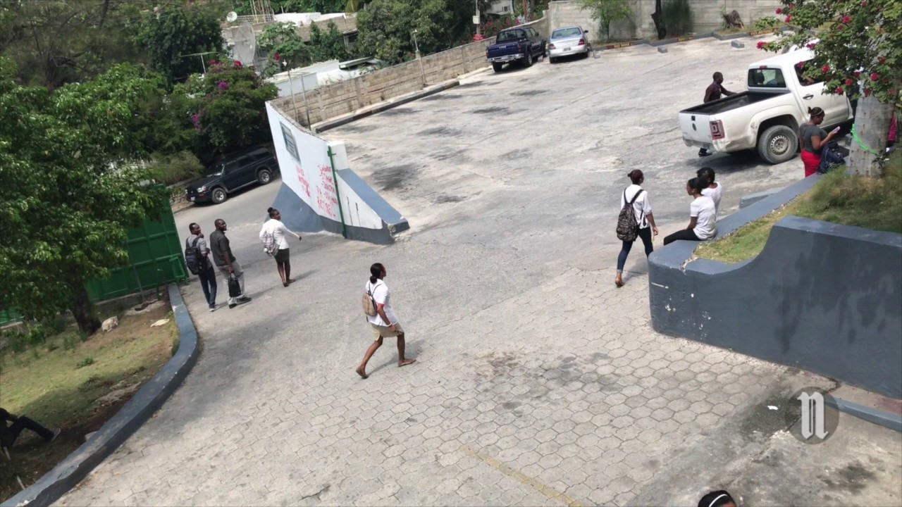 Les étudiants de l'Université Notre Dame d'Haïti 