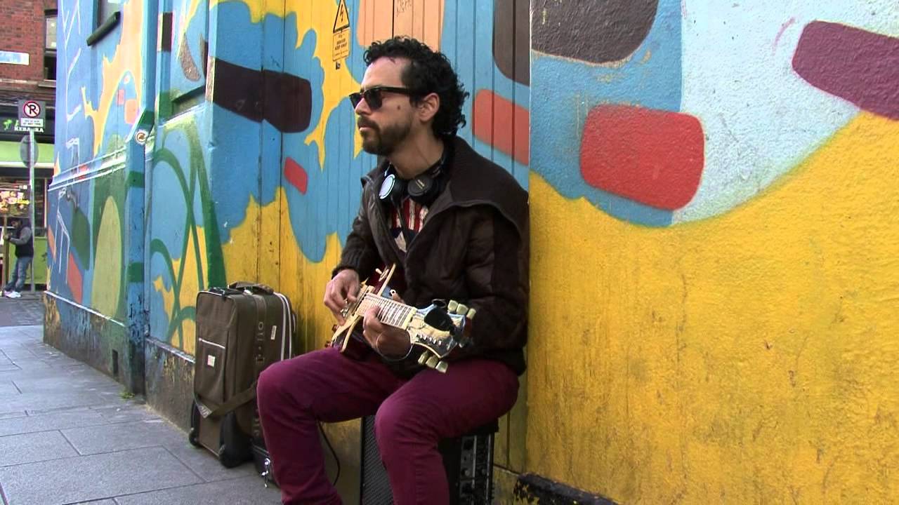 Samba pa ti / busker / Strassenmusiker in Dublin / Daniel Carrizo