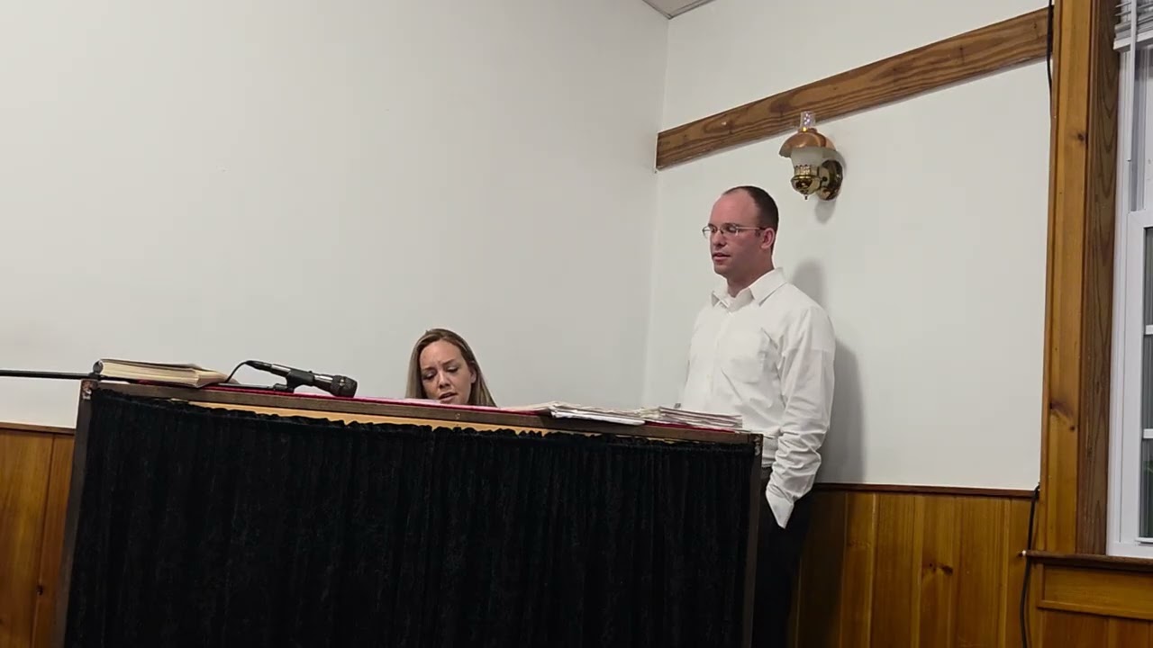 Shawn and Jessica singing Sunday night 2-22