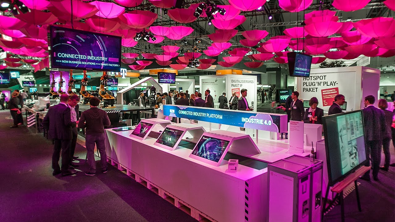 Exponat Connected Industry | queo & intolight