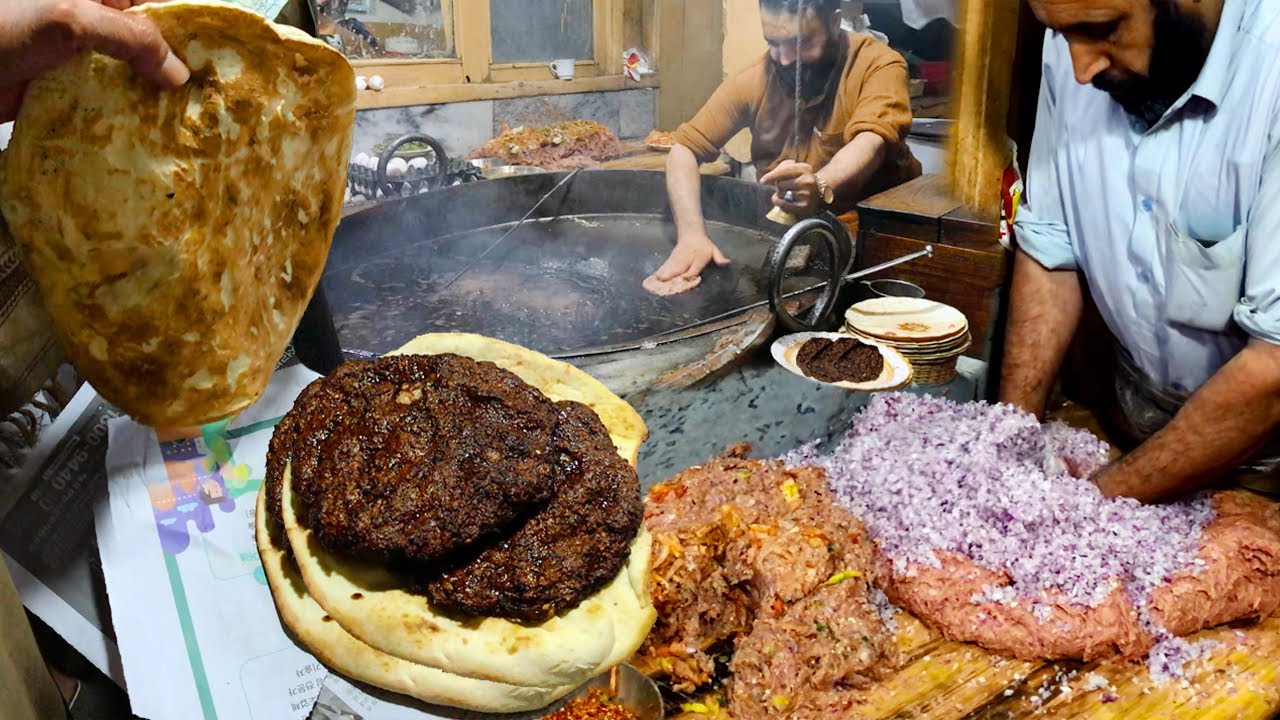 Swat Bahrain Chapli Kabab | Chapli Kebab Recipe Swat Bahrain | Pakistani Street Food | Mr.Cook