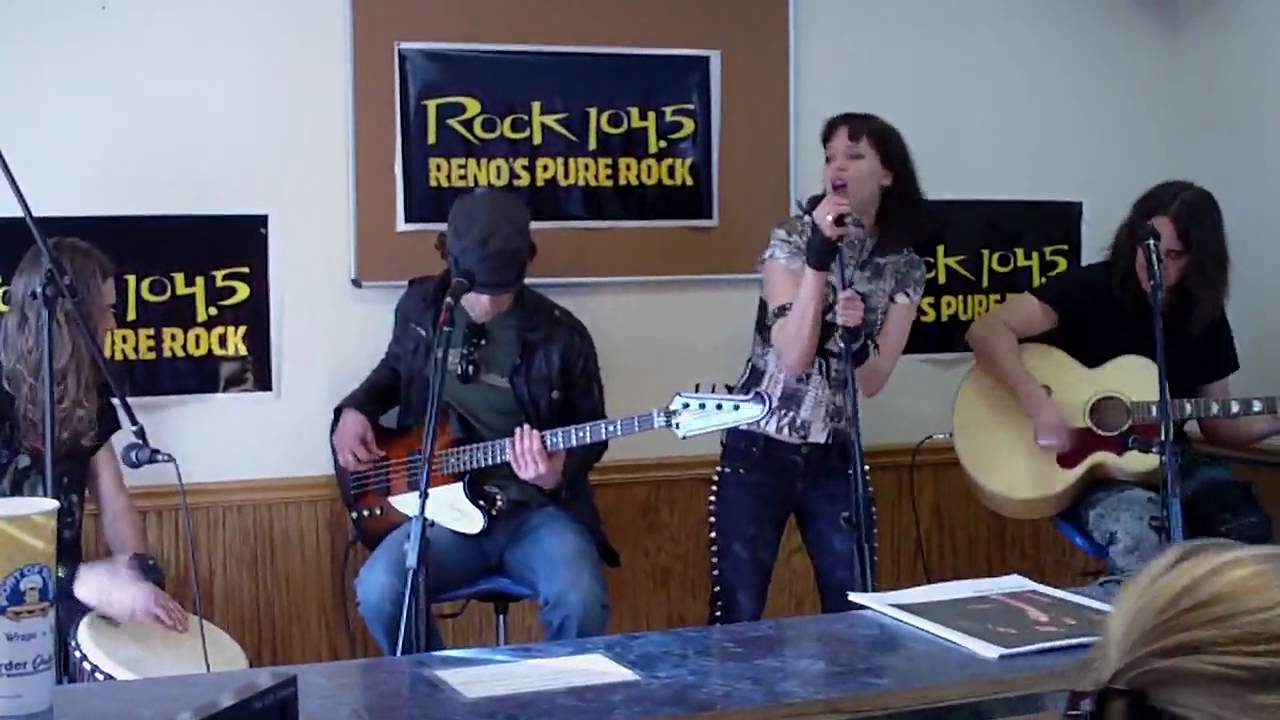 Halestorm "I Get Off" Acoustic Rock 104.5