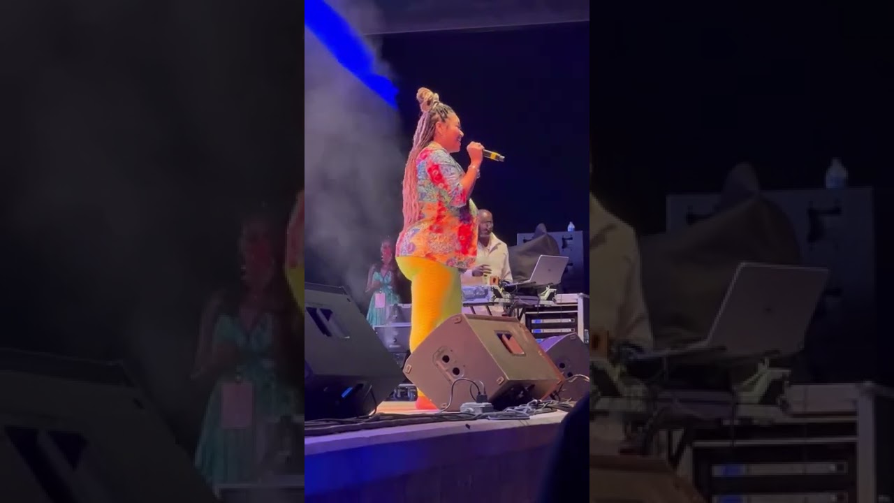 Keke Wyatt Pregnant Live Concert