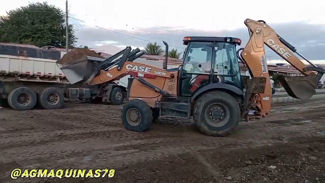 CARREGAMENTO DE CAÇAMBA COM A retroescavadeira da Case 580N, #operador #maquinas