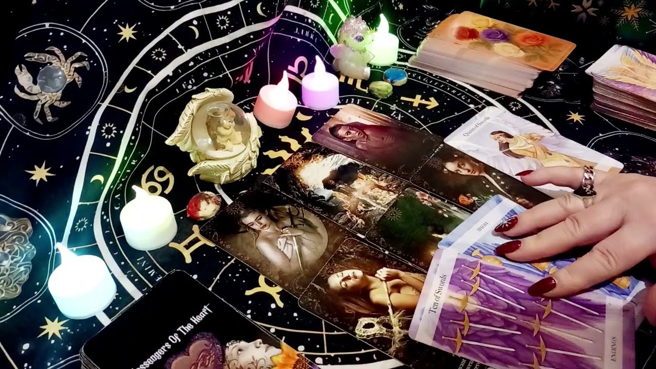 Κάτι έχει να σου πει! 🪄🔮💌#wheeloffortunetarot #tarotreader #pickacard #χαρτομαντεία #ταρώ 