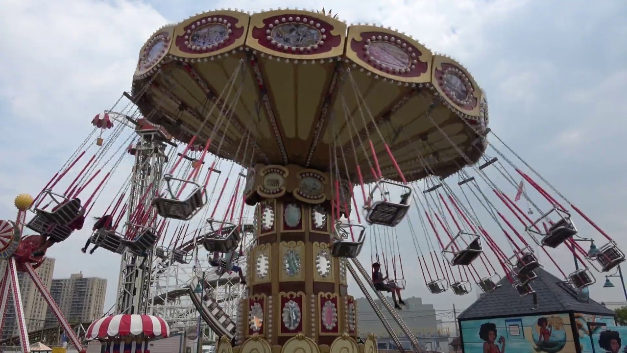 [4K] LYNN’S TRAPEZE Ride at Luna Park Coney Island New York USA