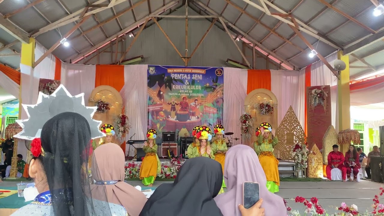 Tari kinang kilaras