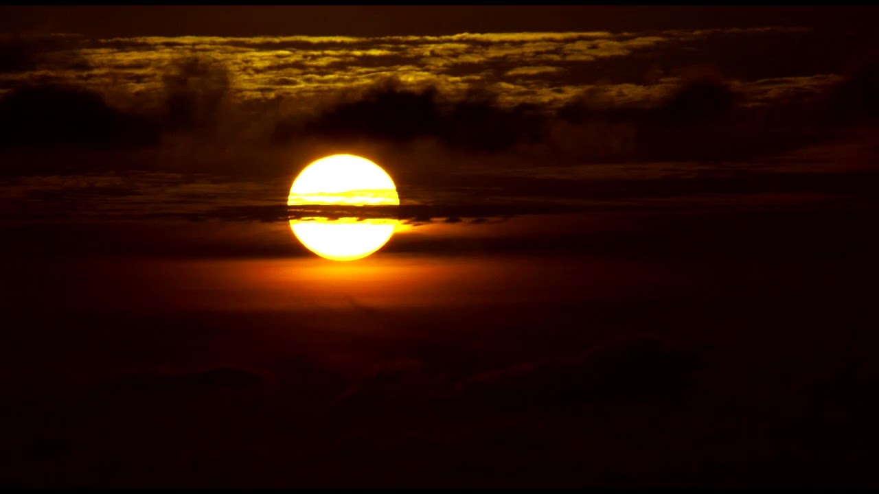 SWEET DREAMS 007. LUNAR SILENCE 🌙 Full Moon in Dark Clouds | Deep  | Night Ambience