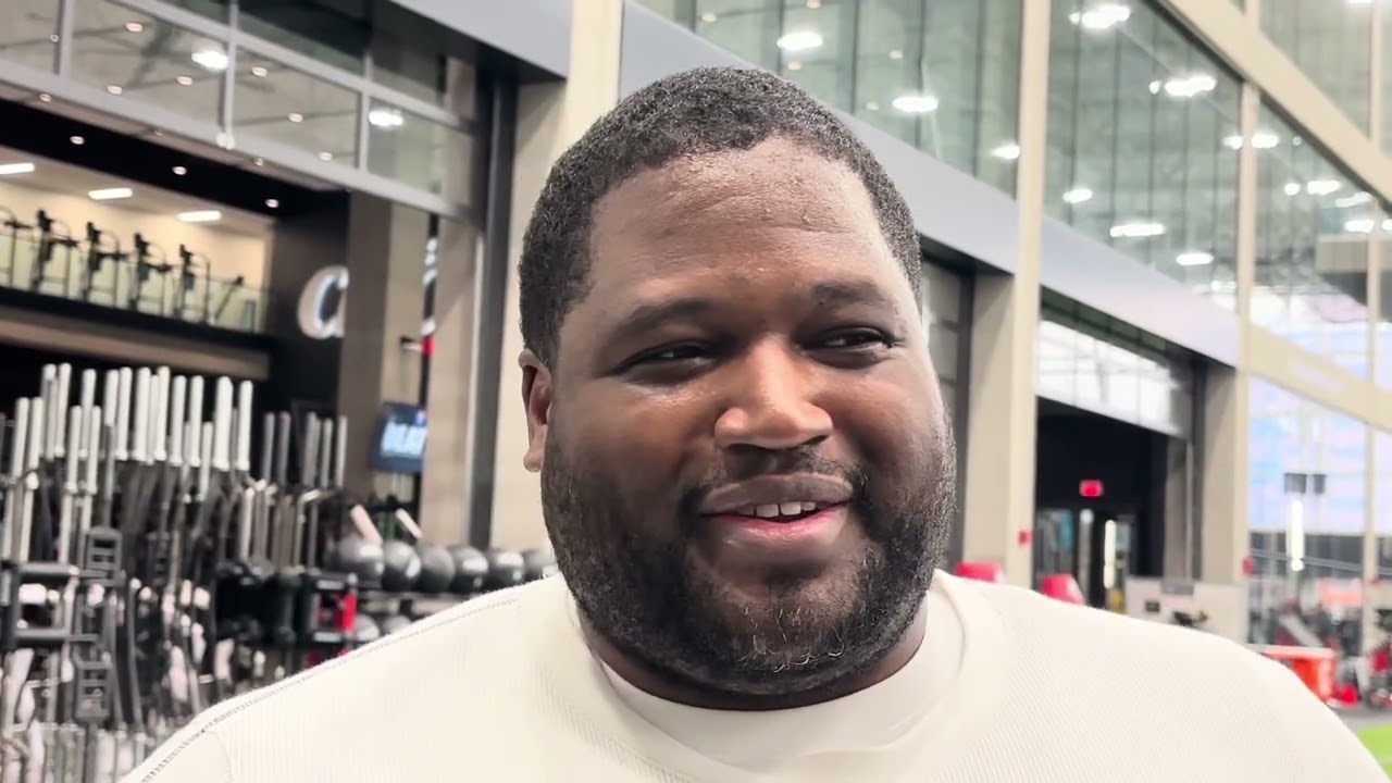 UC defensive coordinator Tyson Veidt, LB coach Cort Braswell, DE Jalen Hunt on Navy offense 