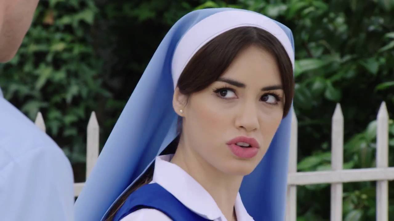 Esperanza mia, Esperanza está celosa de Eva