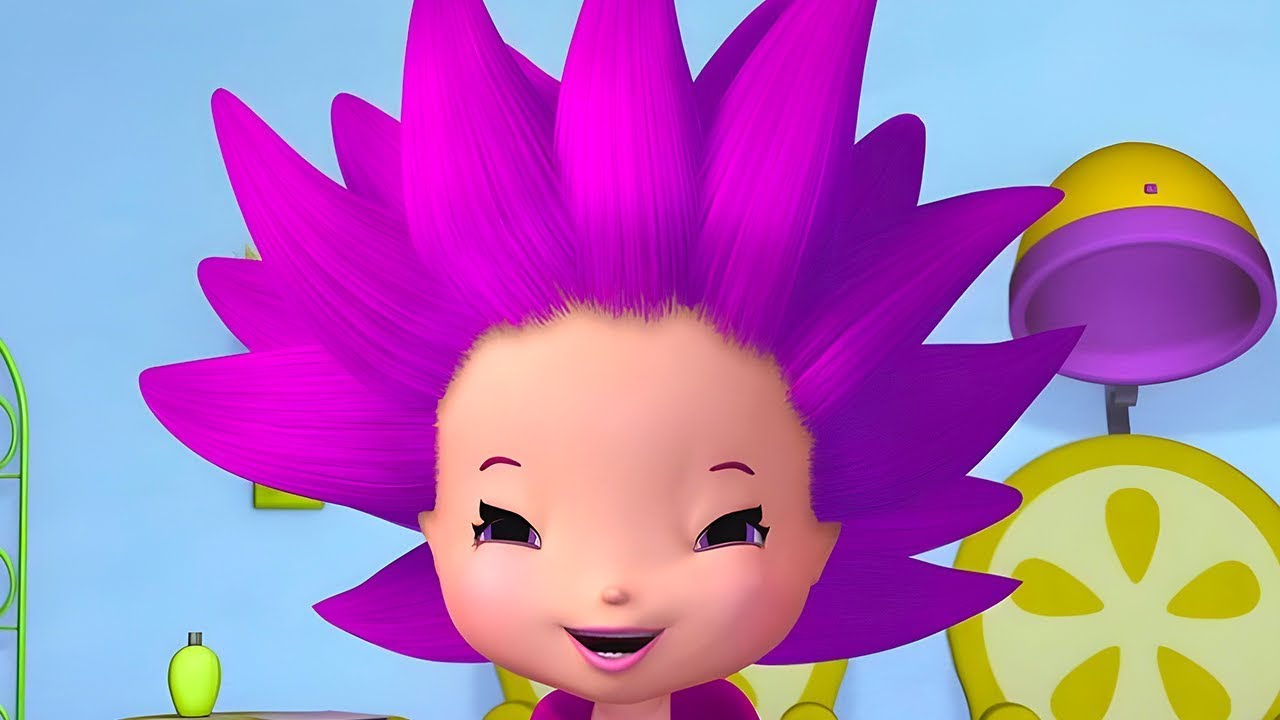 BAD HAIR DAY! 🍓 | Strawberry Shortcake | WildBrain Kids