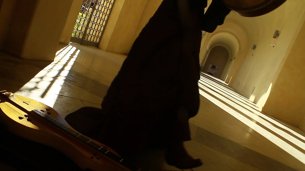 Two Constant Lovers - Storysinging in the Colonnade