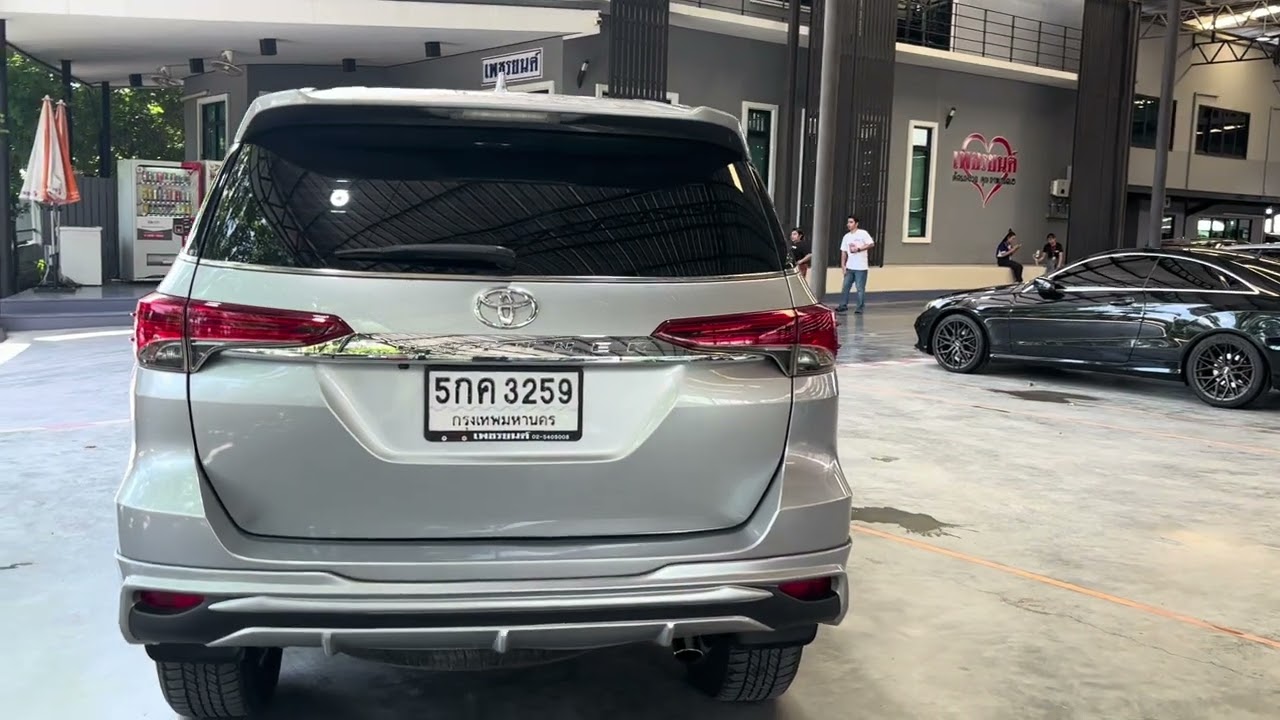 อัพเดท รถมาใหม่  Fortuner 2.4V2WD ปี2016 รอปรับสภาพ ราคา 689,000 📞082-4692496 มิน