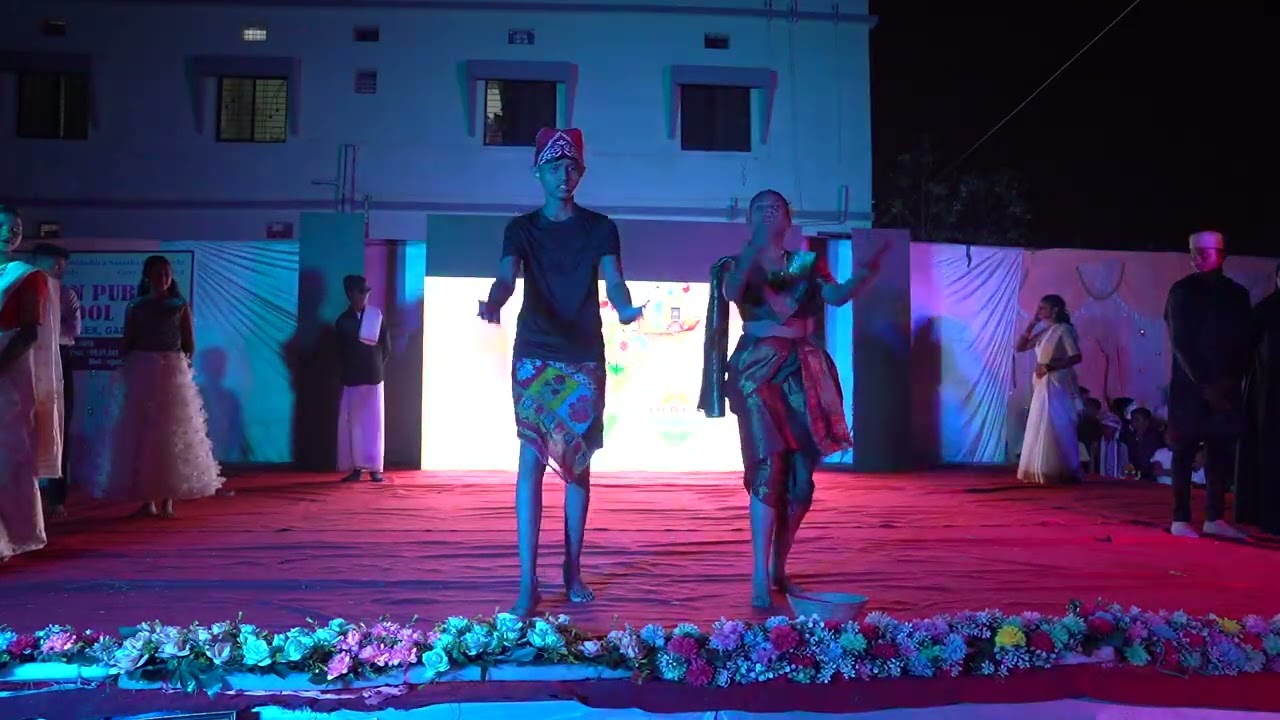 Aarambh 2025–2026 | Cultural Dance Performance by Class 8 | Navjiwan Public School, Gadchiroli