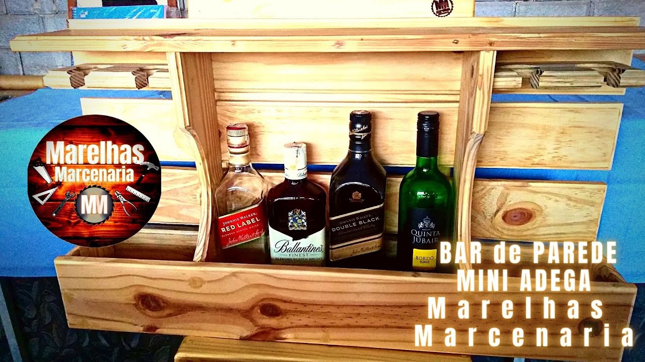 BAR de PAREDE / MINIADEGA de (PINUS) da (M.M).