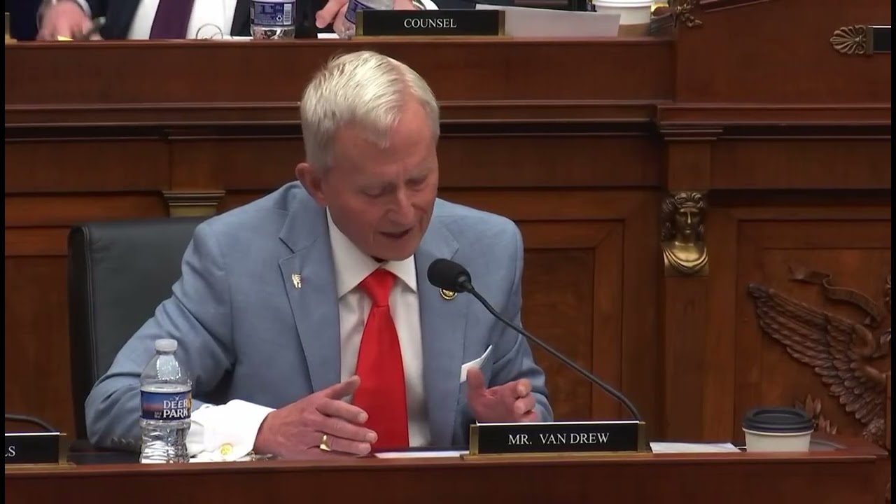 1.8.26 | Rep. Van Drew Defends Vital Funding for Police Officers in NJ