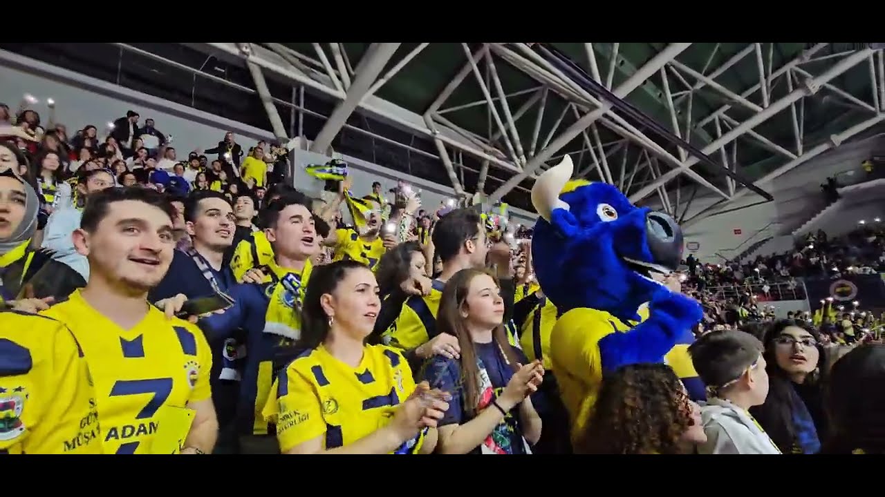 FENERBAHÇE MEDICANA X VAKIFBANK MAÇI İLE TRİBÜNDEYİZ😊💛💙
