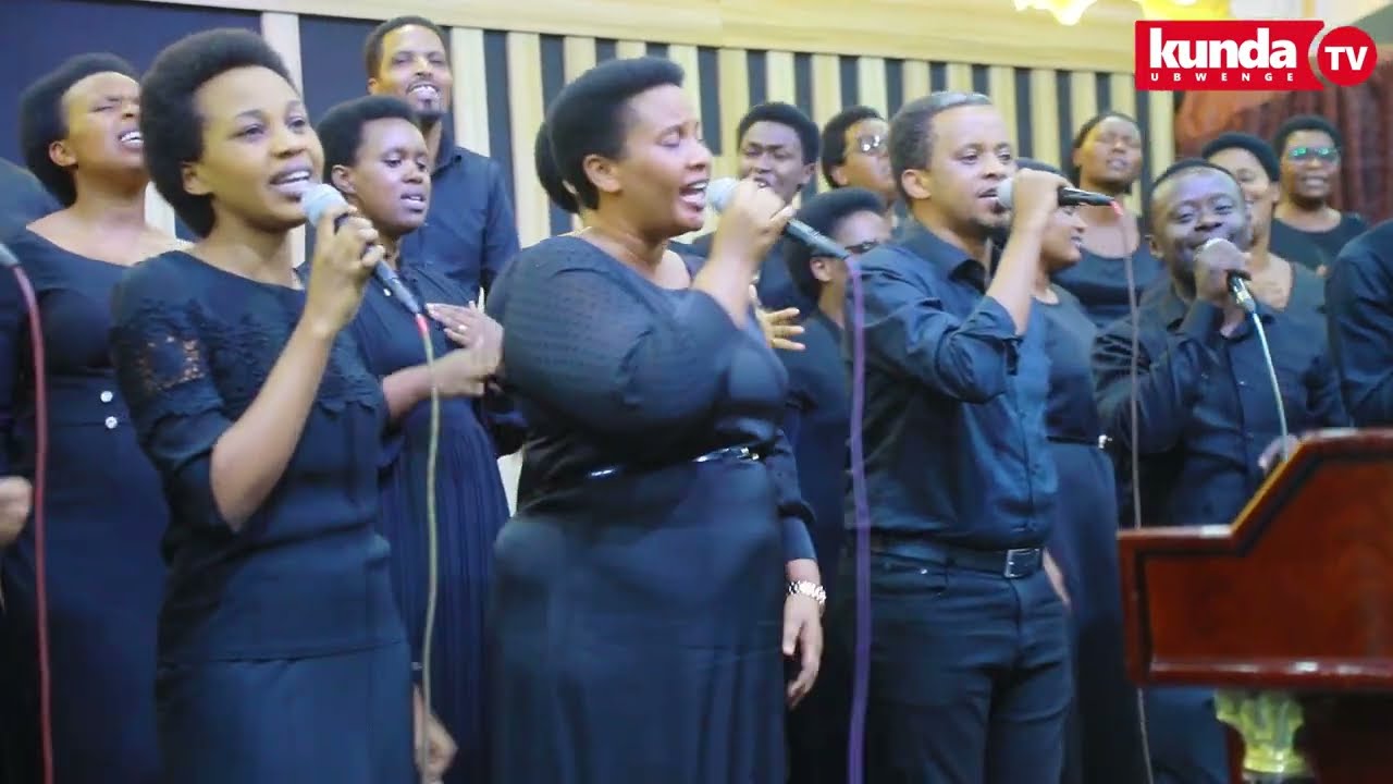 JEHOVAH JIREH Choir : ADEPR  GASAVE ,YAKOBO SONG🙌MUR'IMPUGUCYE 💔 MUKANASENGA 🙌 MUZABIKOMEZE🤝