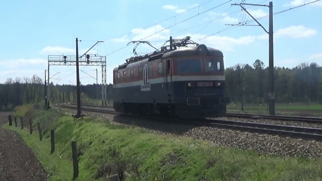 Pociągi na Przecięcu Szlaków 152 143 w Lublińcu Duet Captrain skład z kibicami Vectron i nie tylko