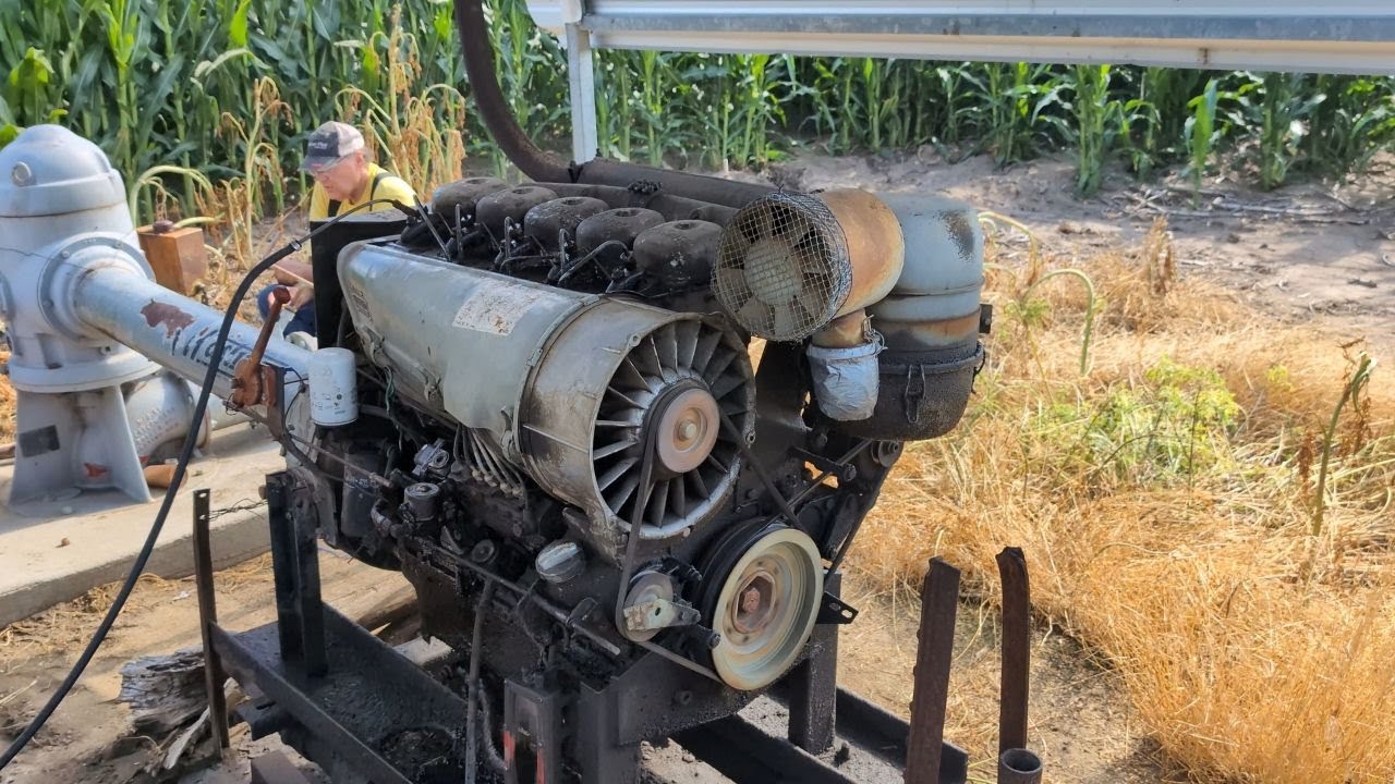 Starting a 5 Cylinder Air Cooled Deutz Fahr with 15,000 Hours