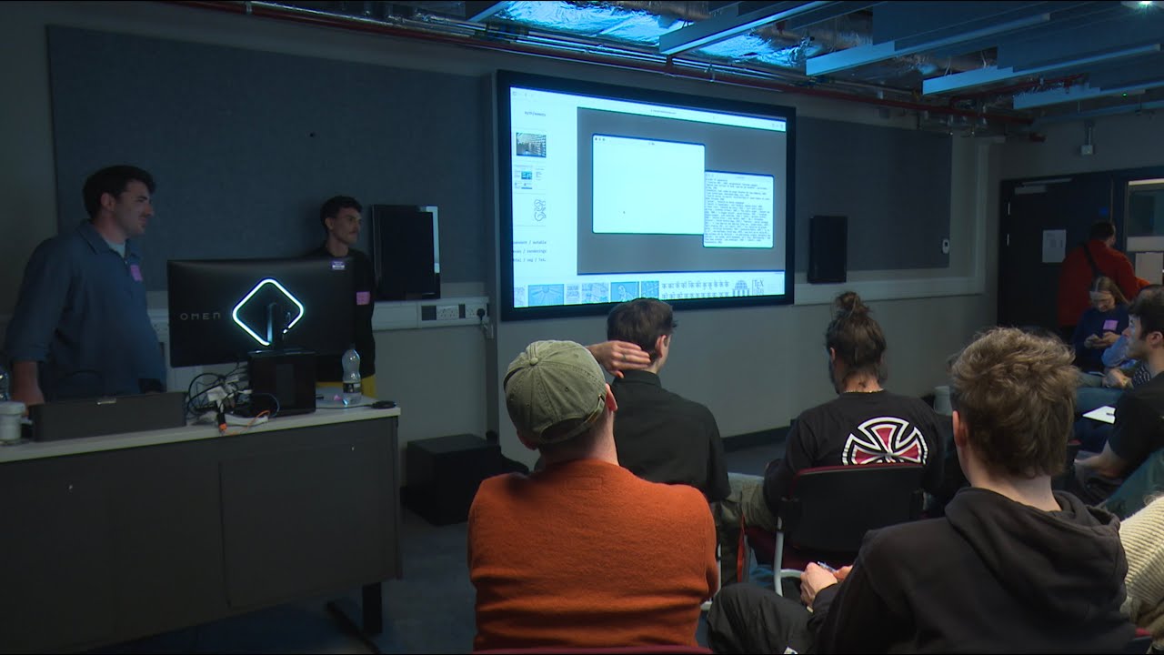 Simon Thiefes & Joshua Haymann: Opaque tools &mdash; Questioning the use of mainstream layout software