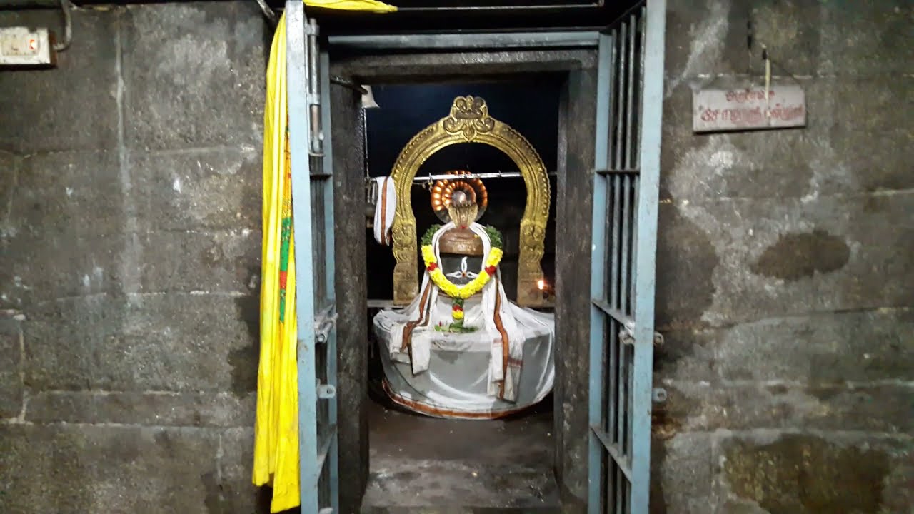 Magnificent Sivan Temple Built By King Rajaraja Chozhan at Melpadi near Vellore
