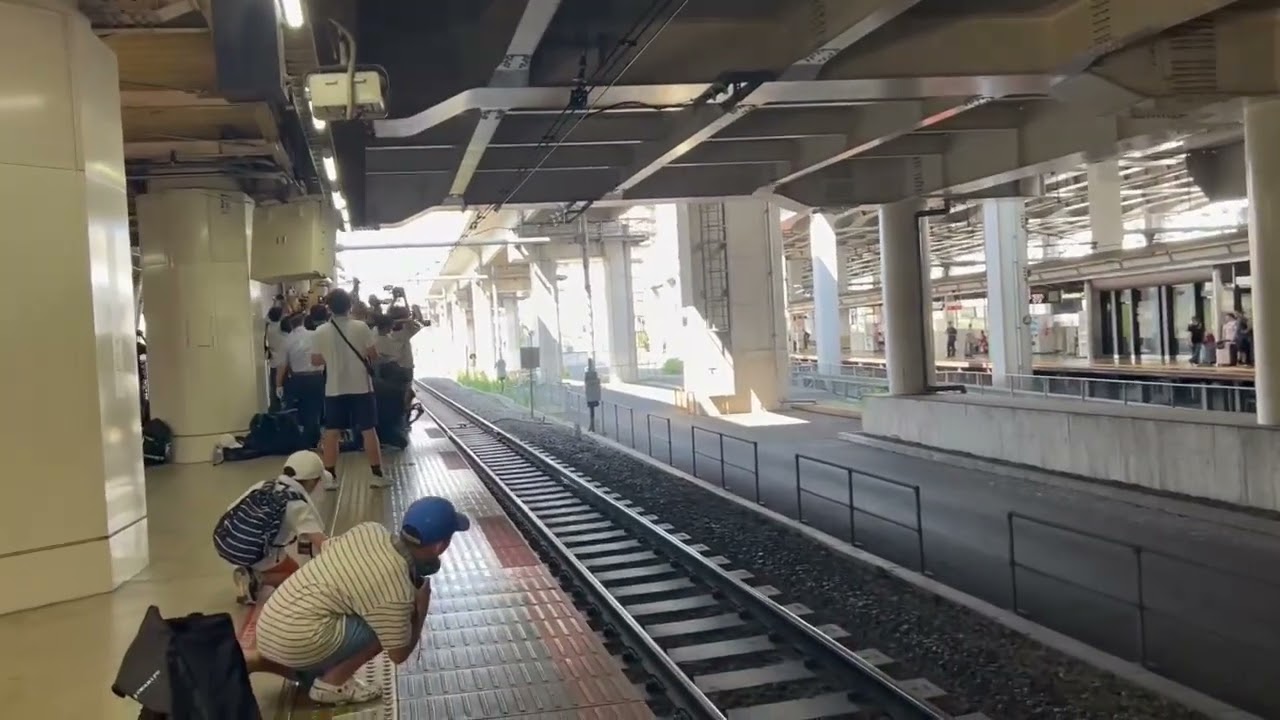 【大荒れ】神立試単田端操行が北千住駅を通過しようとしたところで列停が！