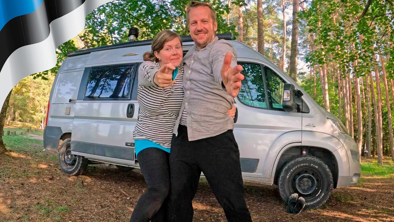 ACCIDENTAL NEW COUTRY DAY // BALTIC SEA BEACHES // VANLIFE