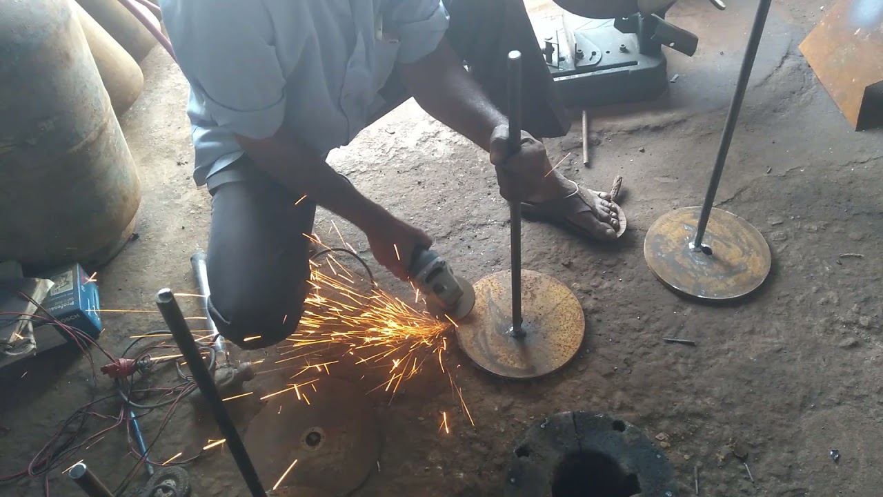 Balloon stand grinding