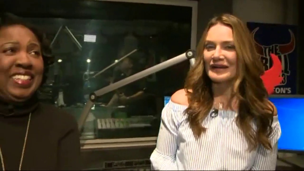 The Bull's Erin Austin dishes on ACM Awards