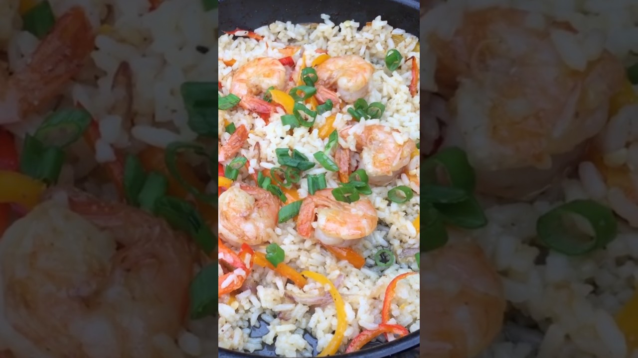 Garlic Butter Shrimp Fried Rice #camping #campfirecooking #bushcraft