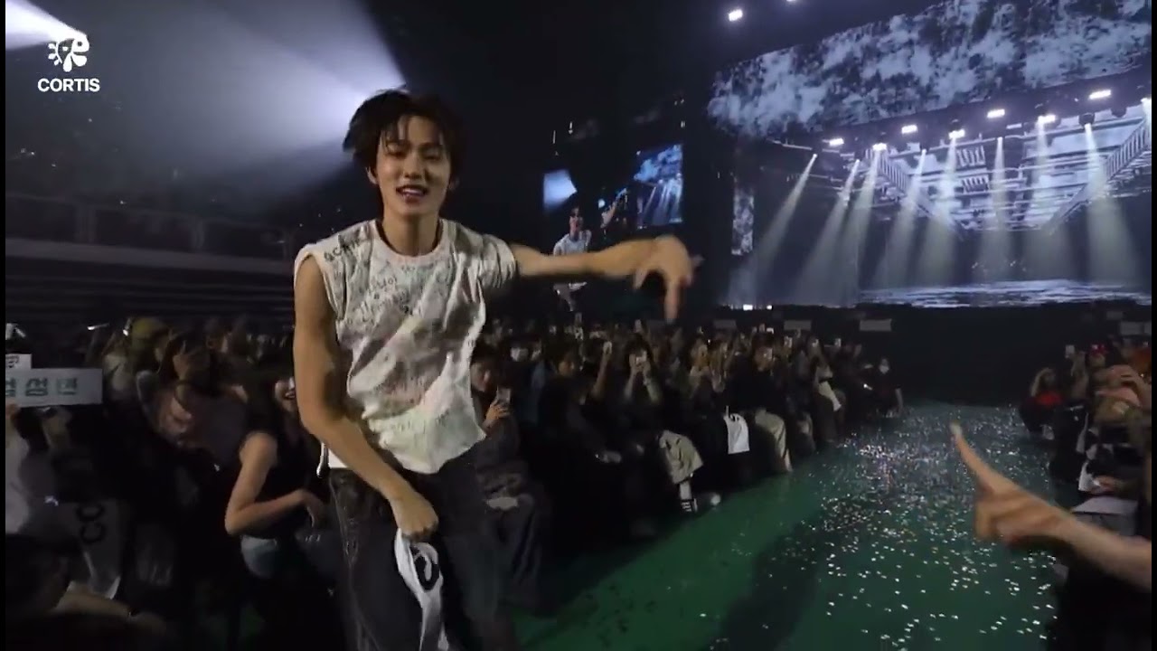 CORTIS (COLOR OF THE LINES) performing &lsquo;FaSHioN&rsquo; Encore ver. LIVE showcase