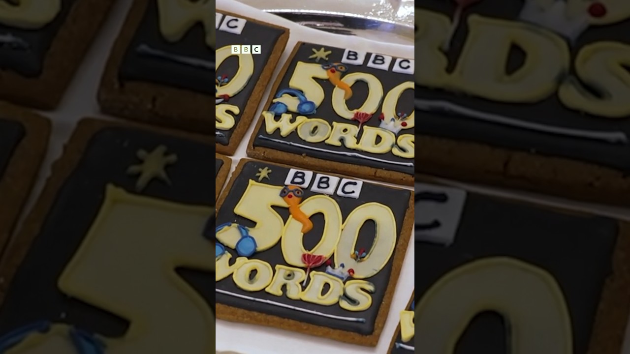 The BBC 500 Words judges are welcomed to Buckingham Palace! 📚