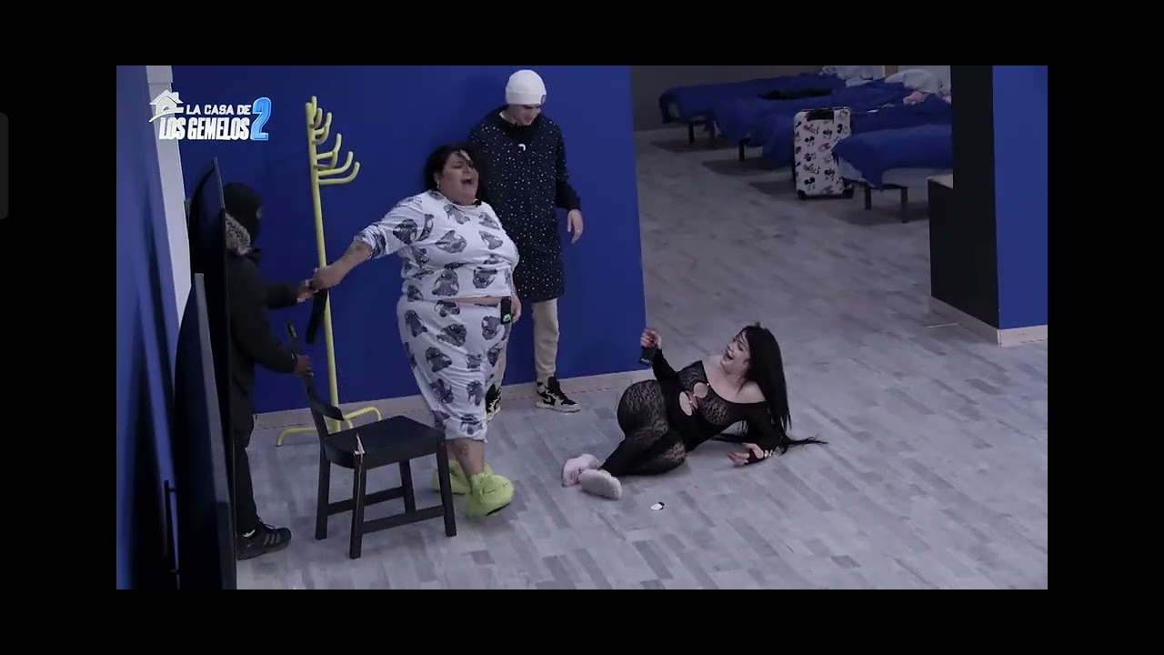 LA CASA DE LOS GEMELOS 2# LA FALETE HACIENDO WWE CON LA MARRASH