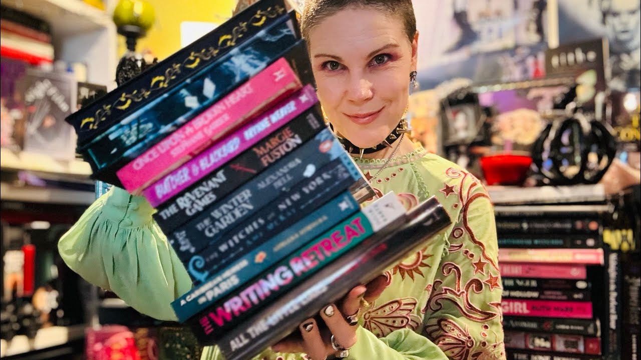 Bookshop day!! Book haul 📚🖤 fantasy, dark romance & Thriller books