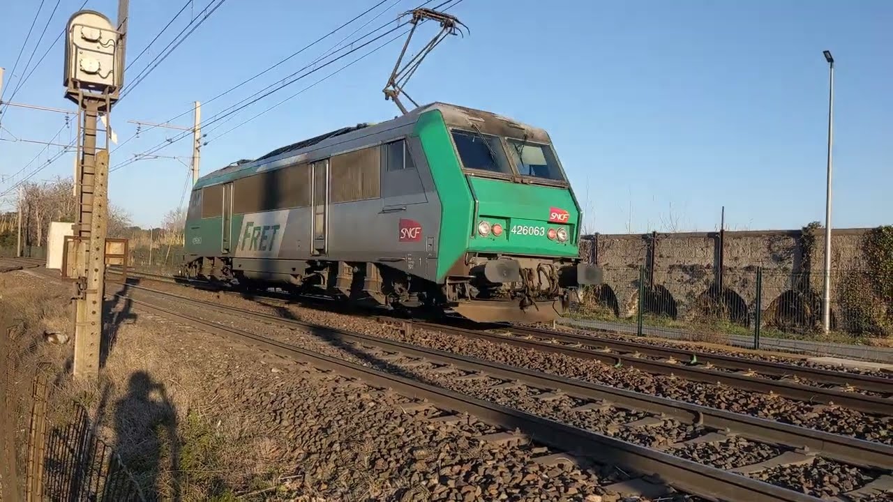 Passage de la BB 26063 &agrave; Istres