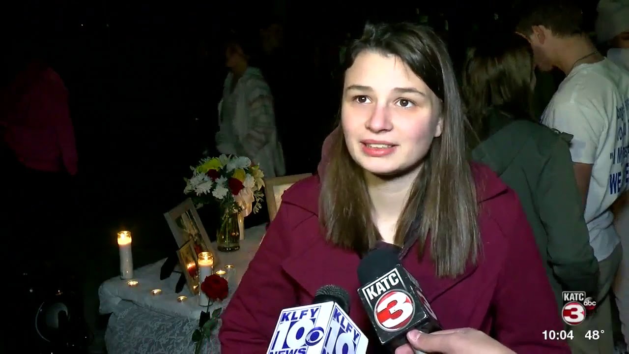Vigil held for two teens killed in crash
