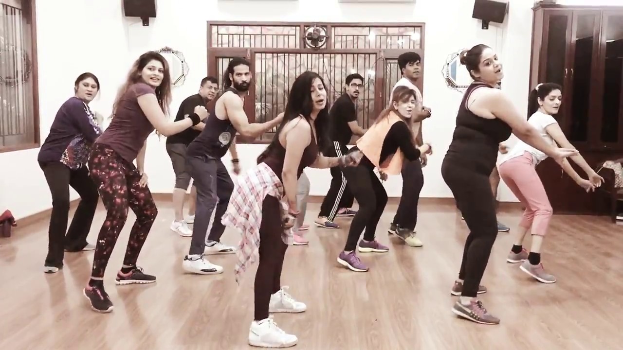 BOM DIGGY | ZUMBA FITNESS | ZIN MANISHA