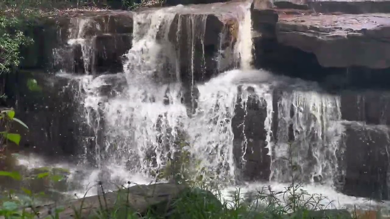 Relaxing Waterfall Ambience. 