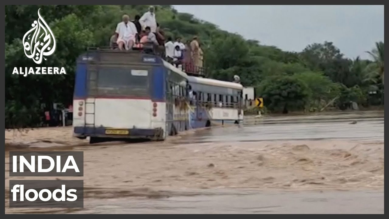 India floods: Thousands evacuated to relief camps