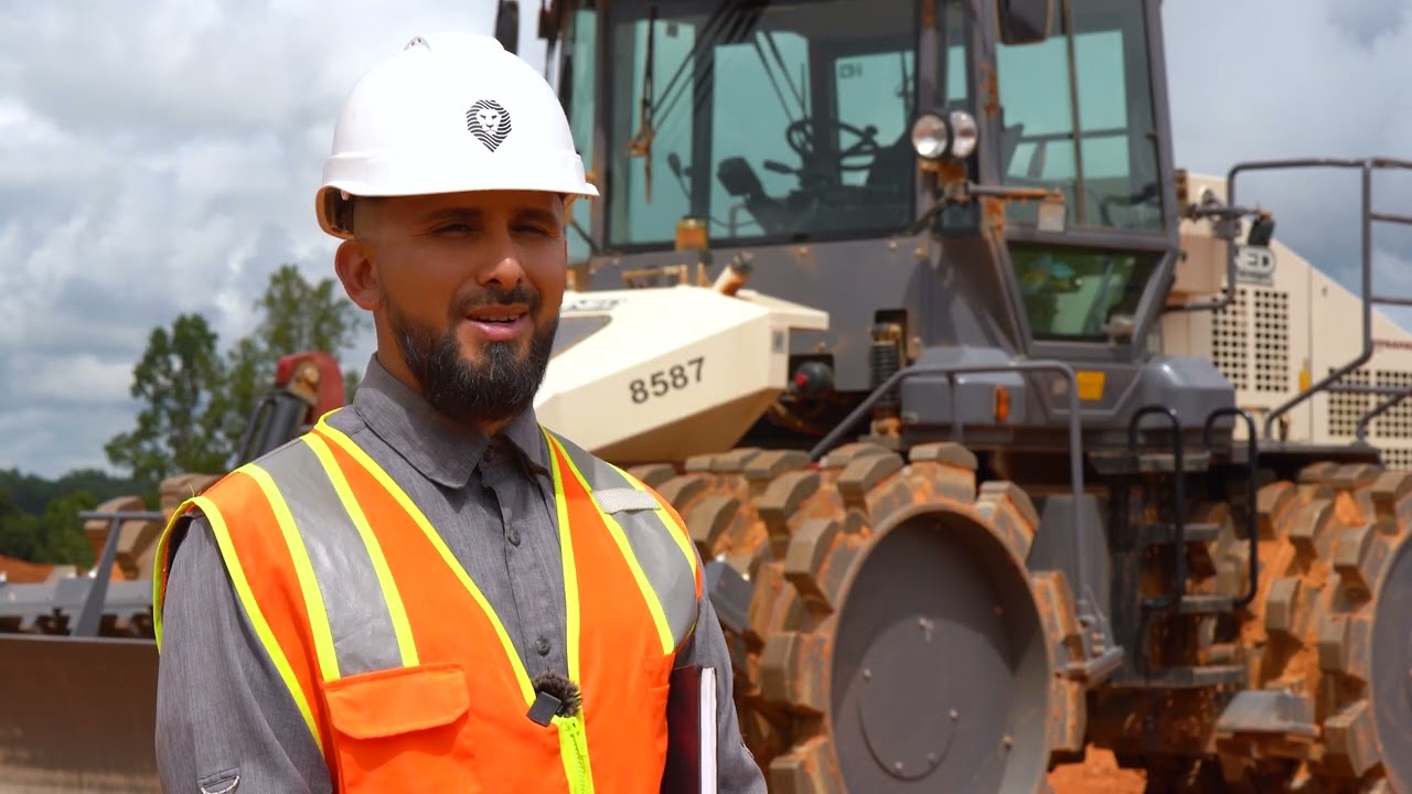 LeoTerra Compacts Fast and Efficiently with Their New Dynapac CT3000 Tamping Compactor