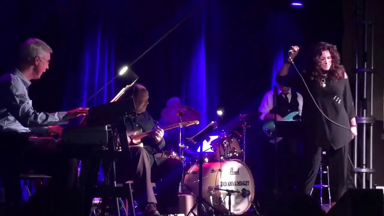 Mandy Barnett "A Big Hunk O'Love" (Nashville, 13 July 2017)