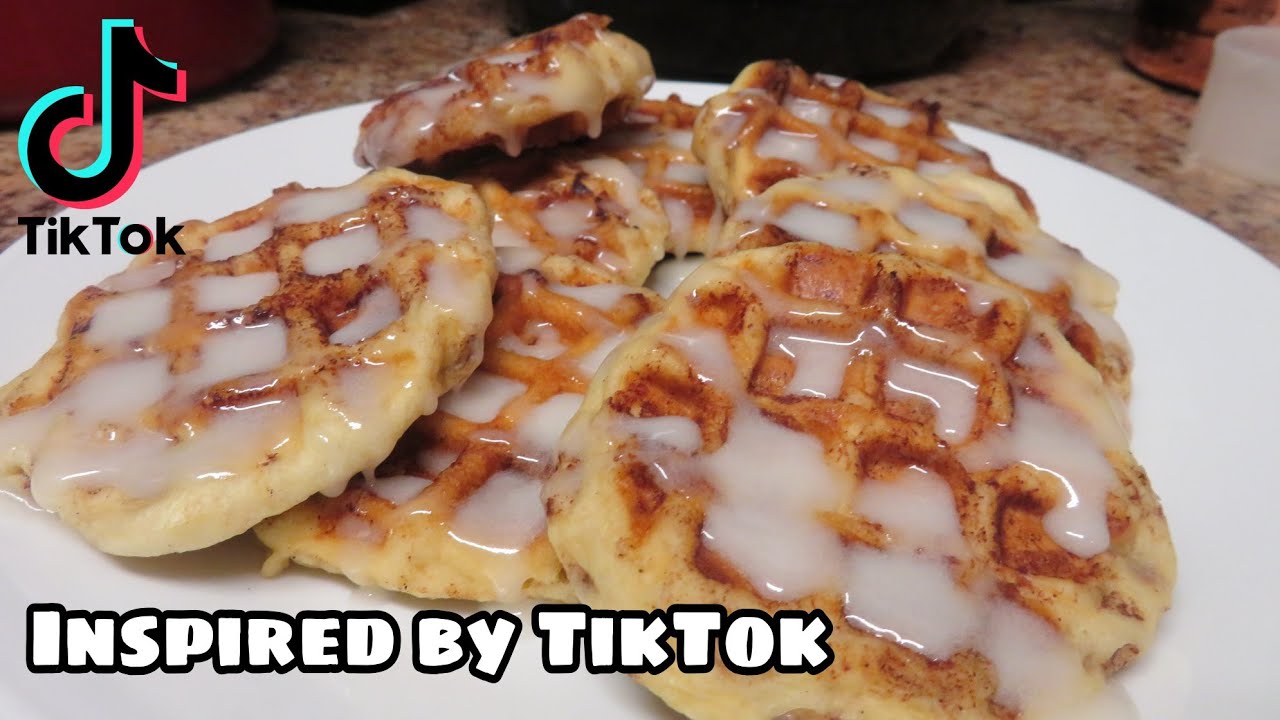 РЕЦЕПТ, ВДОХНОВЛЕННЫЙ TIKTOK | ВАФЛИ С КОРИЦЕЙ В МИНИ-ВАФЕЛЬНИЦЕ